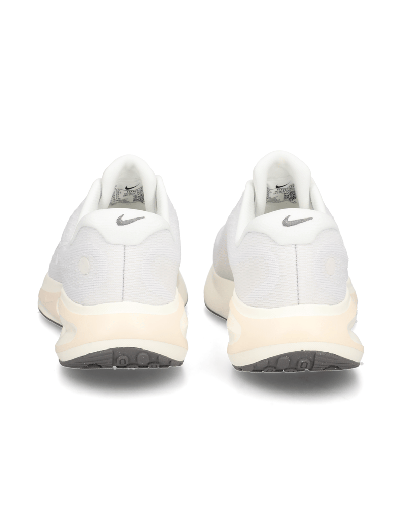 Nike-NIKE-JOURNEY-RUN-weiss
