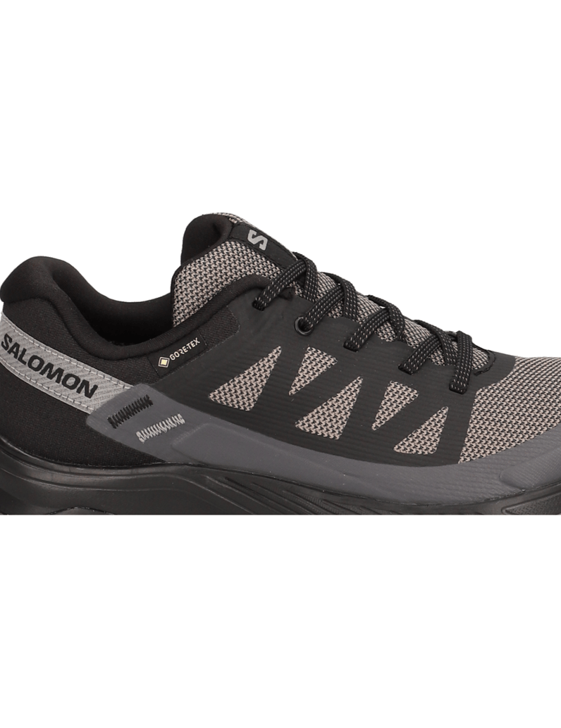 Salomon-OUTRISE-GORE-TEX