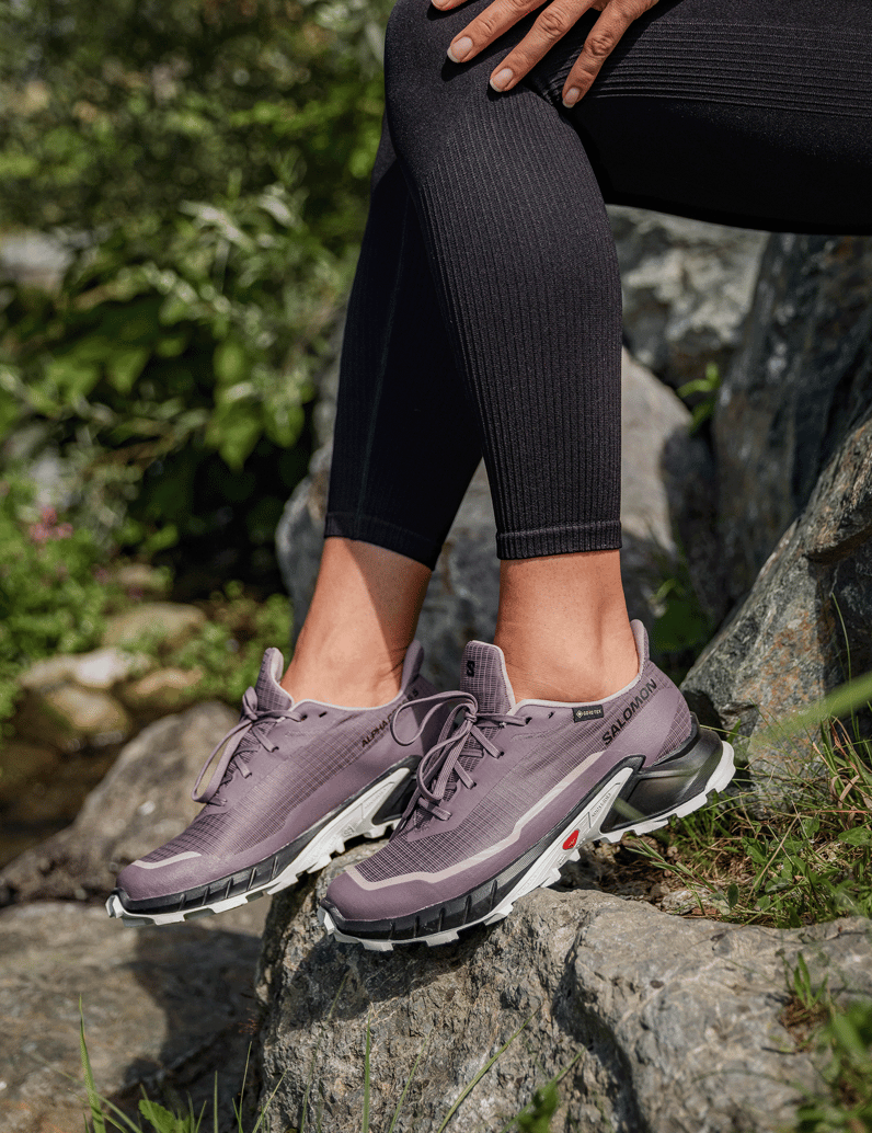 Salomon-ALPHACROSS-5-GTX-W-schwarz
