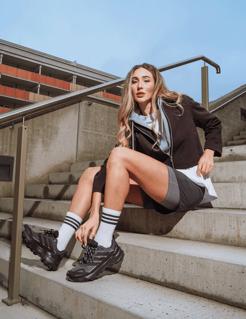 Adidas-TERREX-SKYCHASER-AX5-GTX-W-schwarz