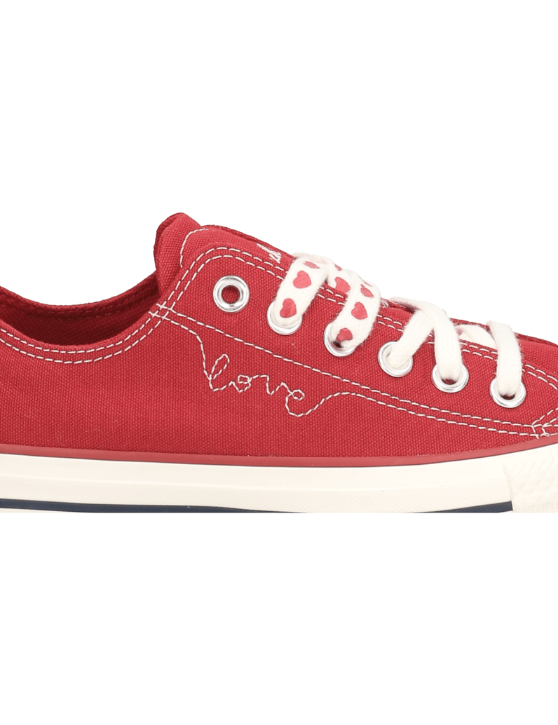 Converse-CTAS---CHUCKS-IN-LOVE-rot