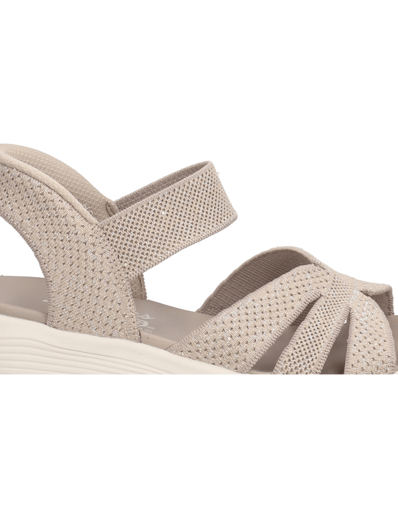 Skechers-Arya-schwarz