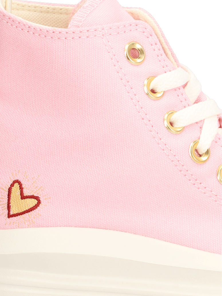 Converse-CHUCK-TAYLOR-ALL-STAR-MOVE