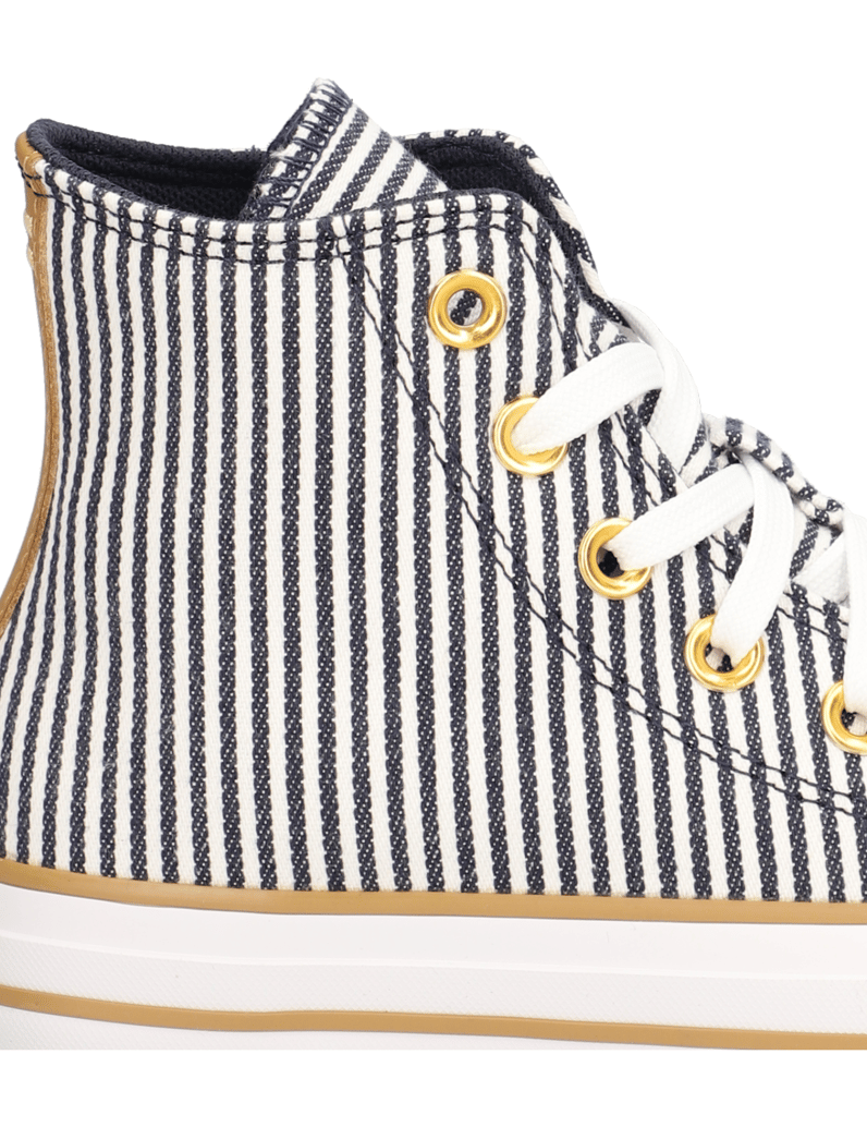 Converse-CHUCK-TAYLOR-ALL-STAR-blau