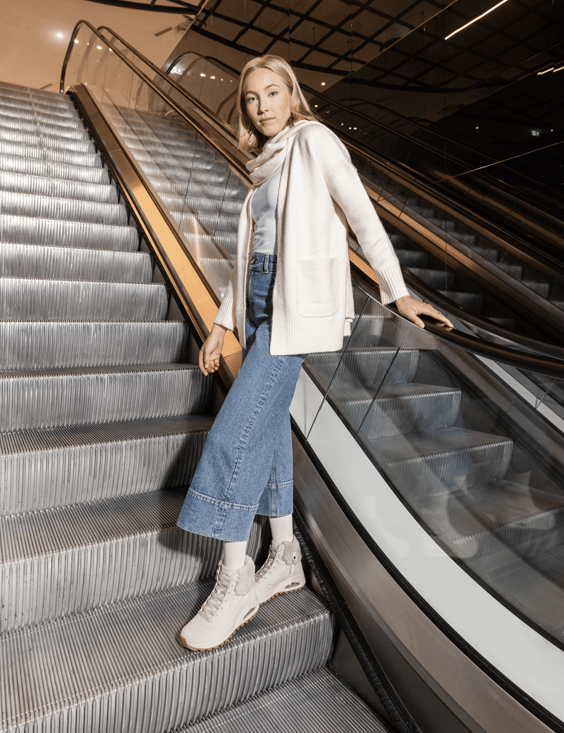 Skechers-UNO-RUGGED---FALL-AIR-weiss