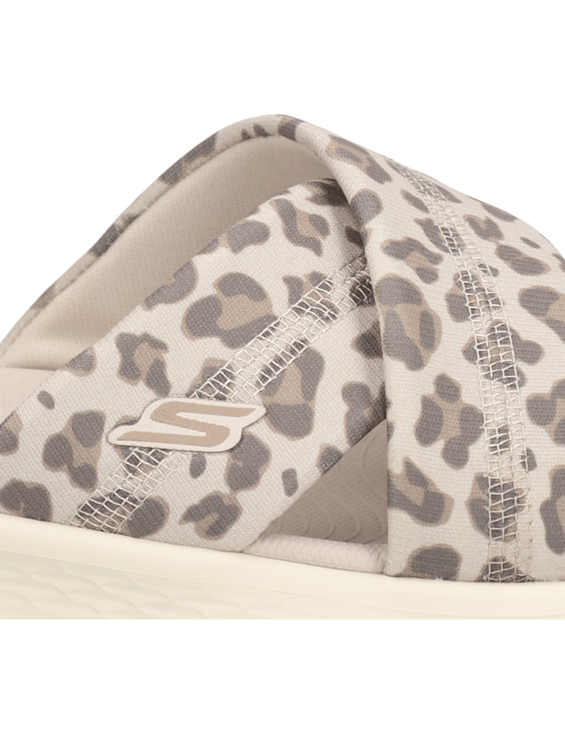 Skechers-GO-WALK-FLEX-WHLD-beige