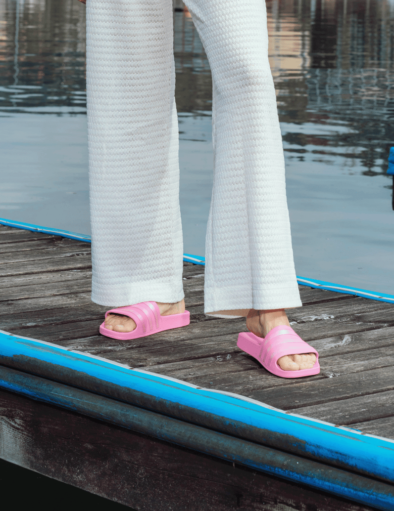 Adidas-ADILETTE-AQUA-pink
