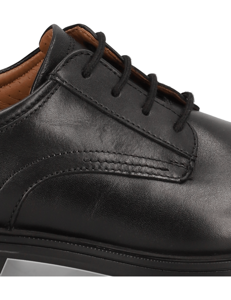 Clarks-Un-Aldric-Lace