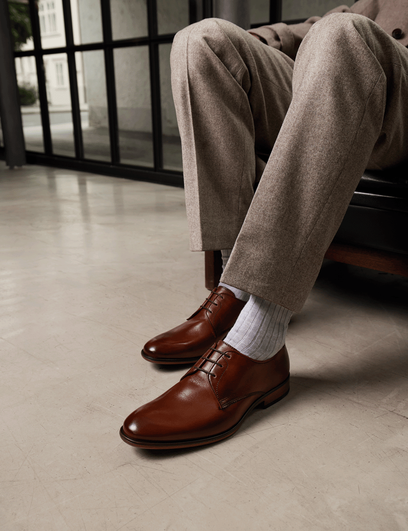 Lazzarini-Glattleder-Schnürer-elegant-schwarz