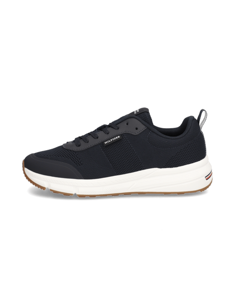 LIGHTWEIGHT MODERN KNITRUNNER