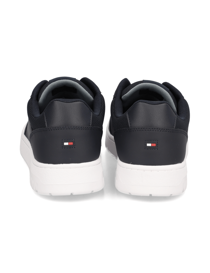 Tommy-Hilfiger-TH-BASKET-CORE-LTHPINPERF-weiss