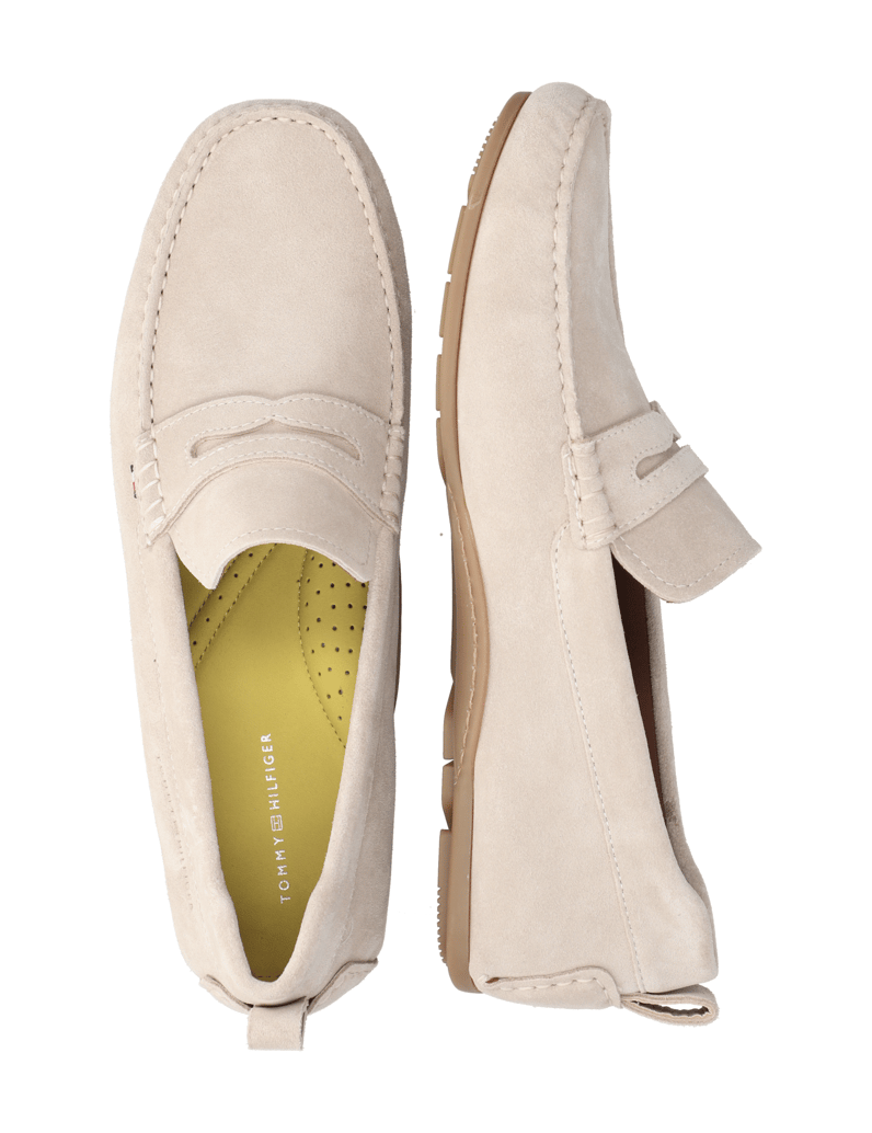 Tommy-Hilfiger-CORE-HILFIEGR-SUEDE-DRIVER-beige