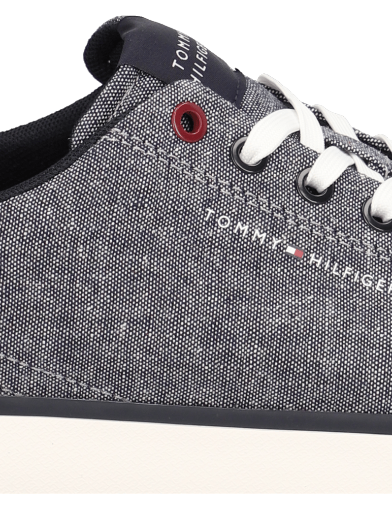 Tommy-Hilfiger-TH-HI-VULC-LOW-CHAMBRAY-blau