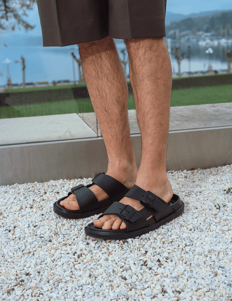 Pat-Calvin-Pantoffel-schwarz