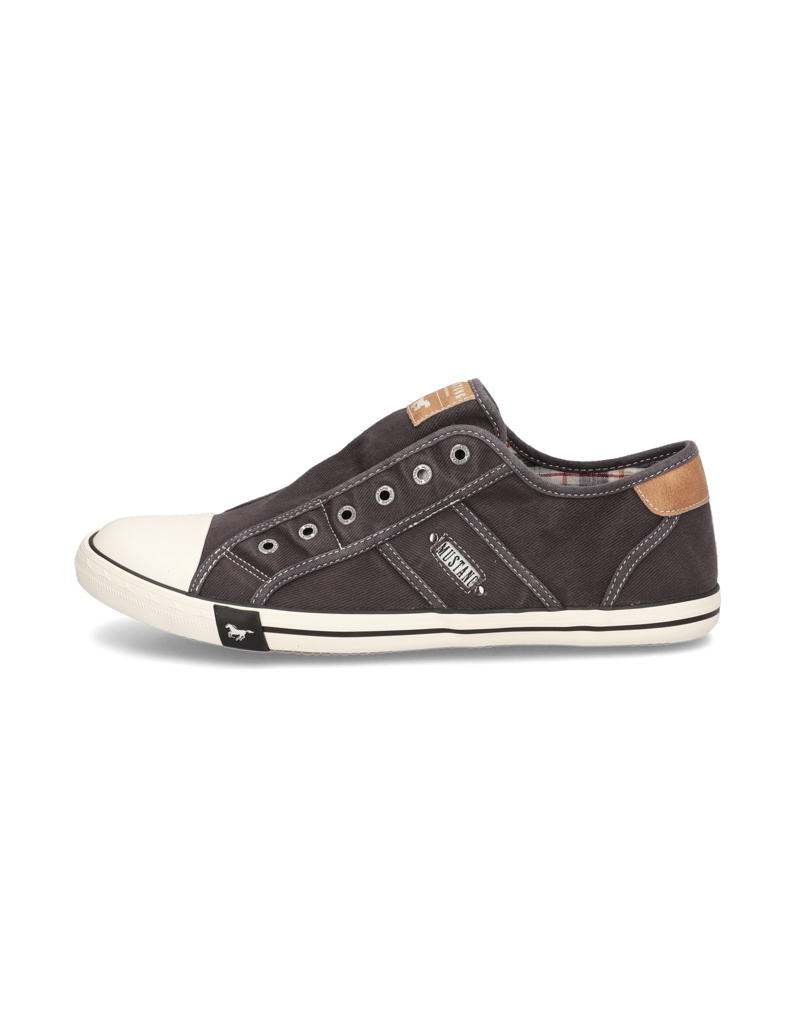 Mustang-Textil-Slipper-sportiv-schwarz