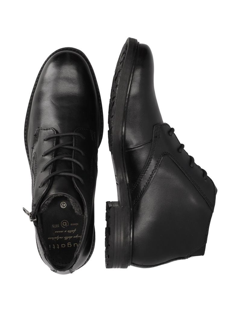 BUGATTI-Boot-schwarz
