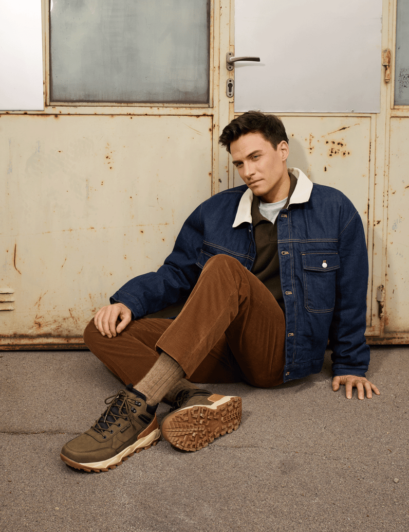 Pat-Calvin-Sneaker-Mid-Cut-schwarz