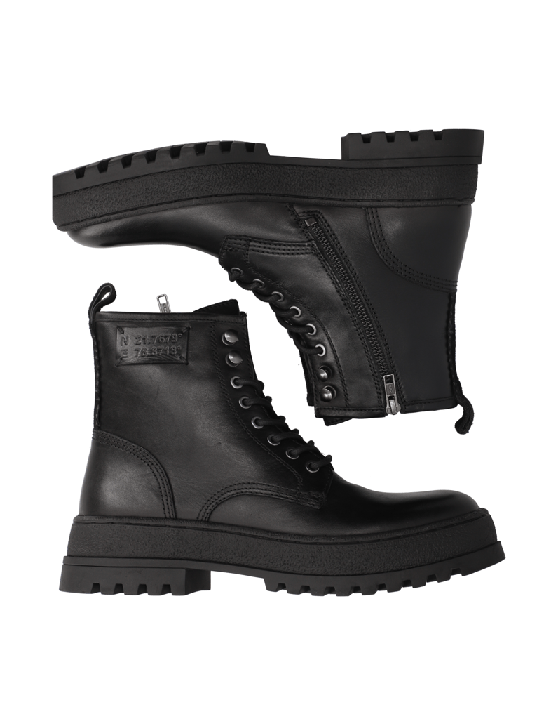 Pat-Calvin-Boot-schwarz