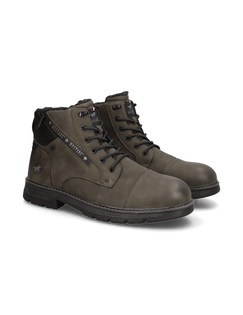 Mustang-Boot