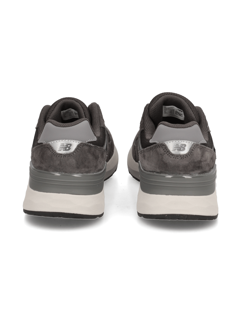 New-Balance-FRESH-FOAM-WALKING-880-V6-blau