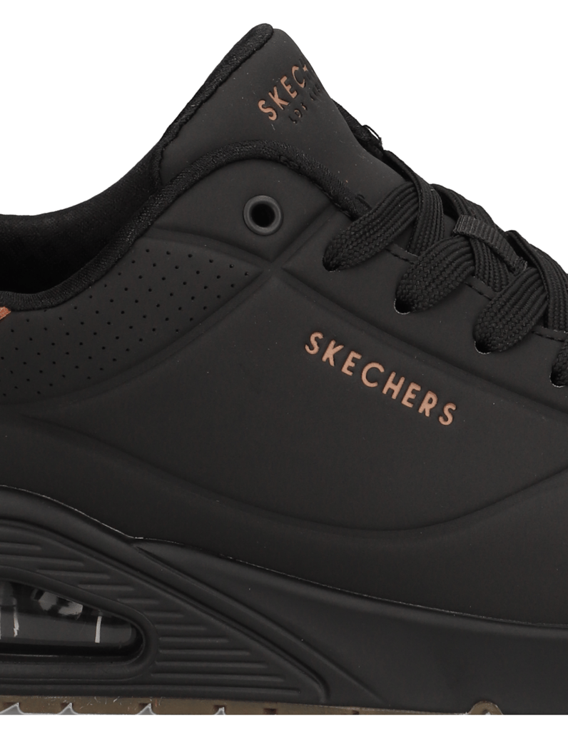 Skechers-Uno-Suited-On-Air-beige