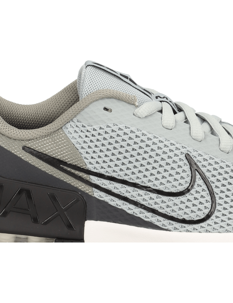 Nike-ALPHA-TRAINER-schwarz