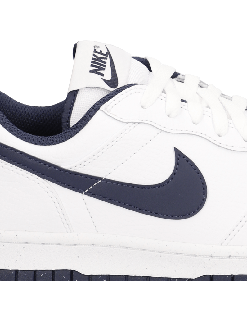 Nike-BIG-NIKE-weiss