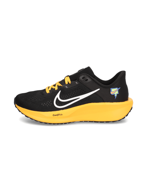 NIKE QUEST 6