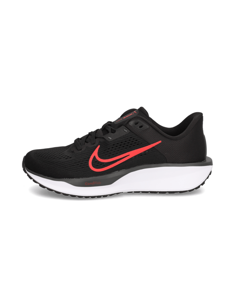 Nike Quest 6