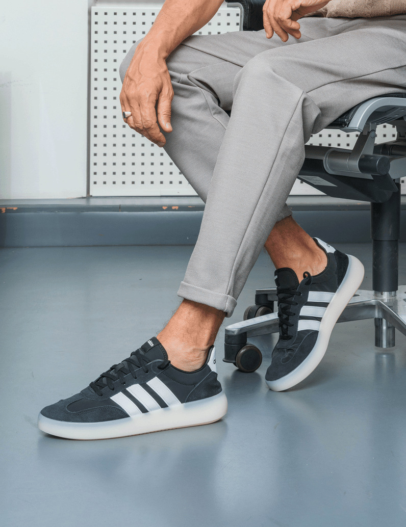 Adidas-BARREDA-DECODE-schwarz