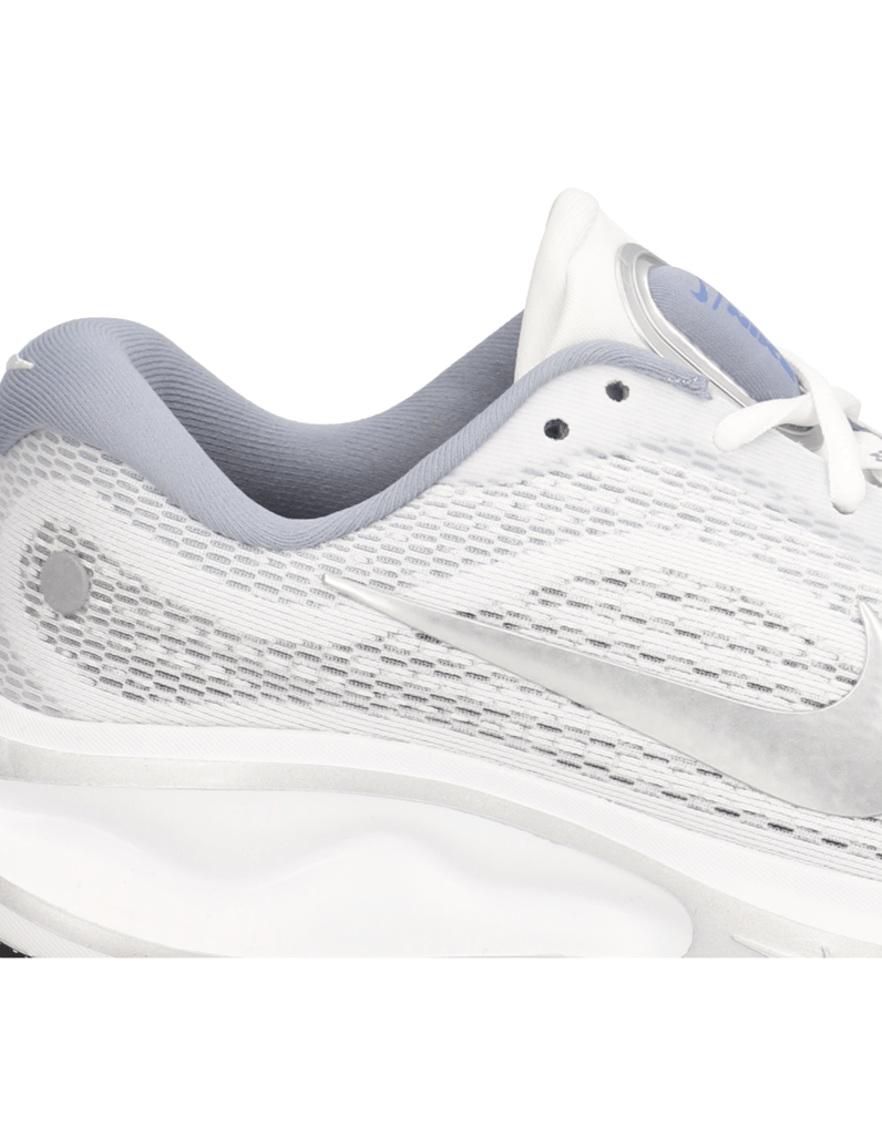 Nike-NIKE-JOURNEY-RUN-weiss