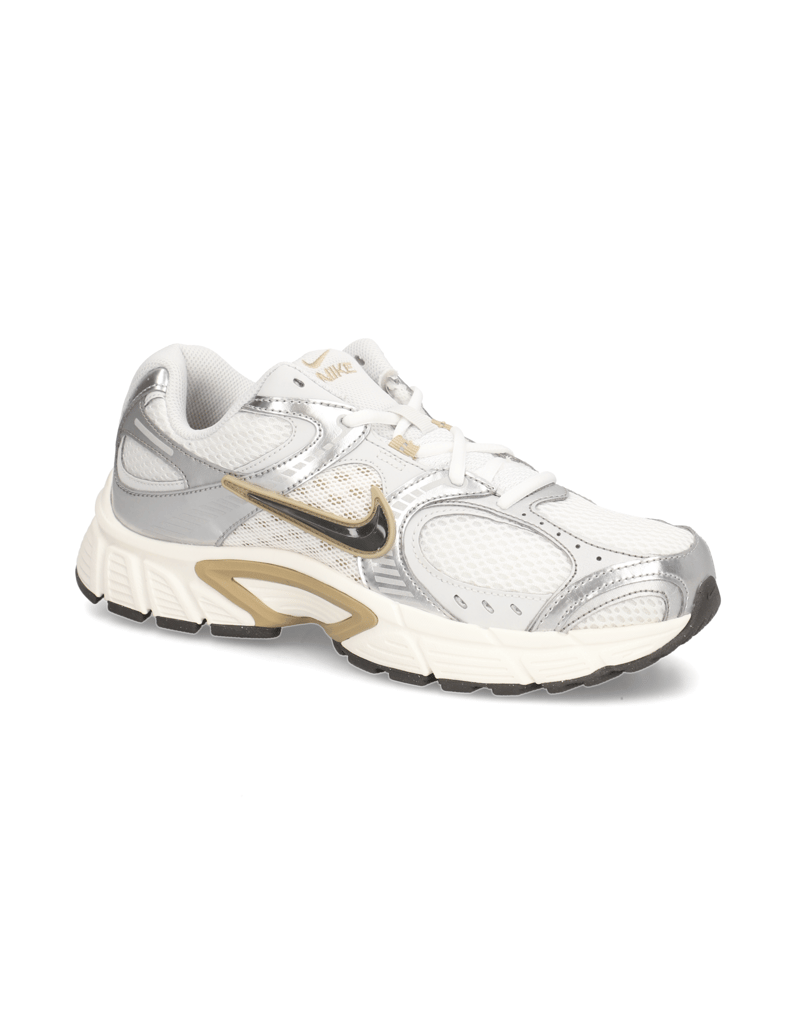 Nike-NIKE-V5-RNR-grau