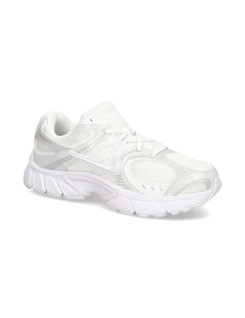 Nike-NIKE-V5-RNR-grau