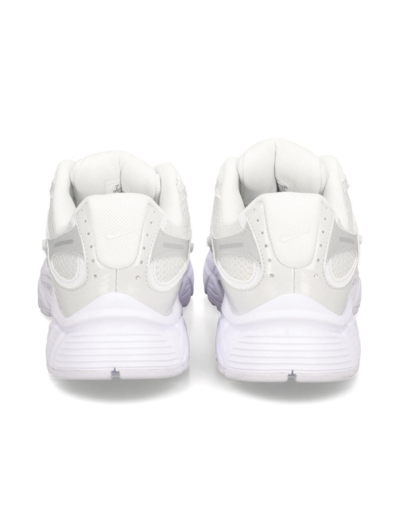 Nike-NIKE-V5-RNR-grau