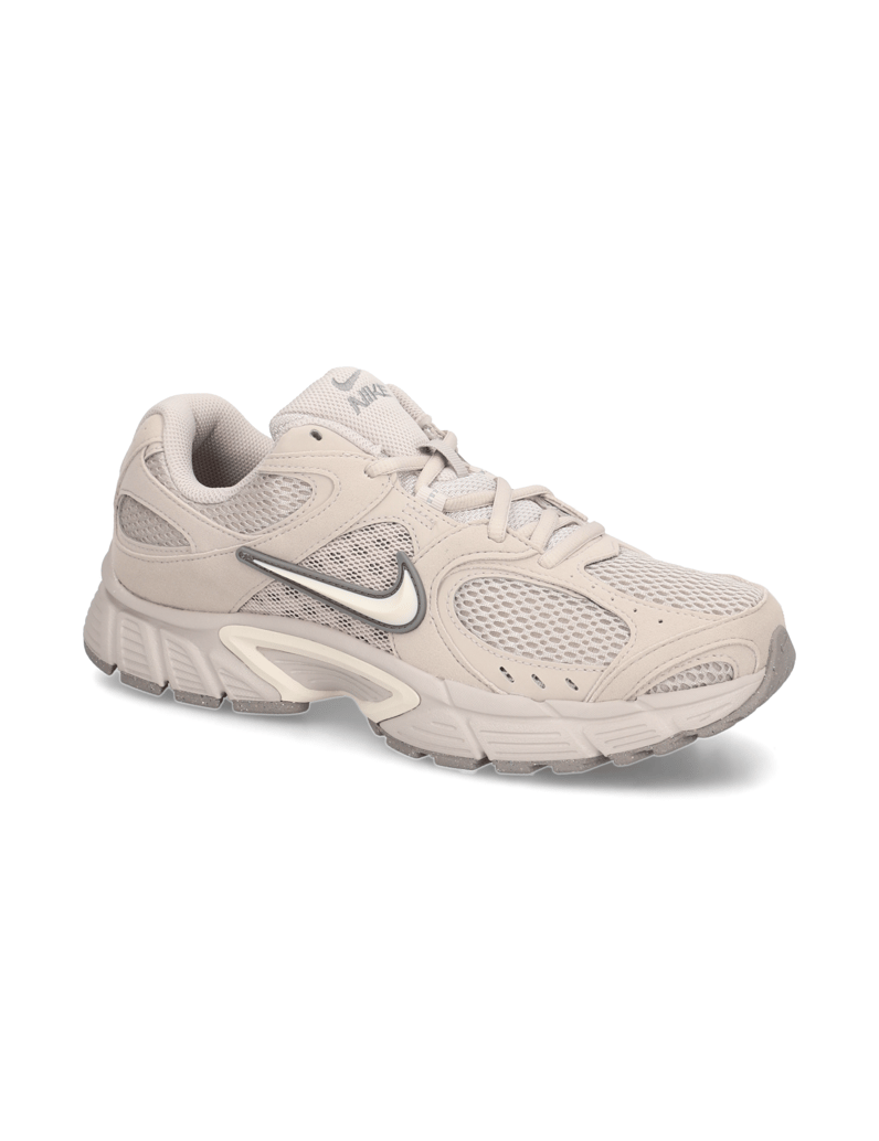 Nike-Nike-V5-RNR-grau