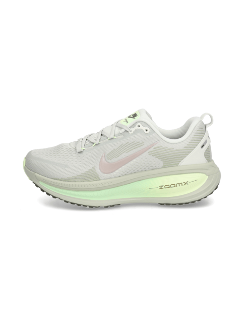 NIKE VOMERO 18