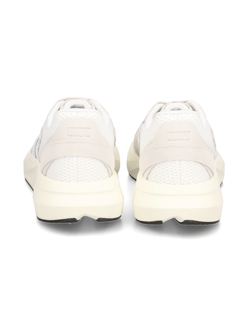 Adidas-LIGHTBLAZE-schwarz