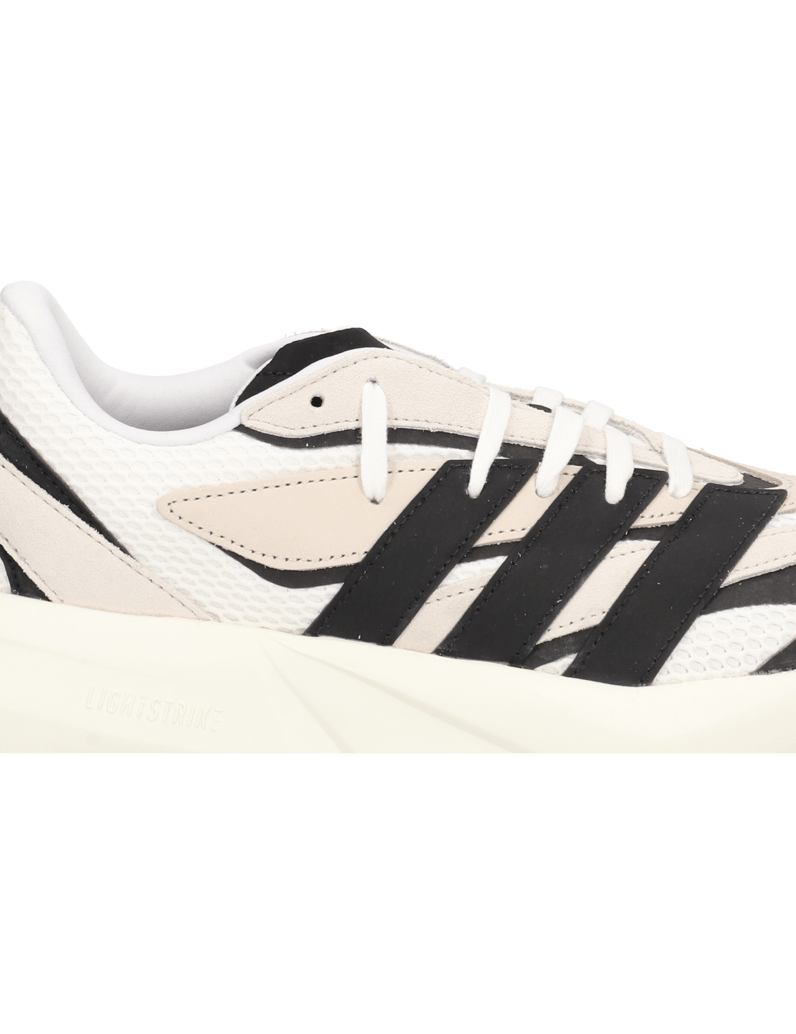 Adidas-LIGHTBLAZE-schwarz