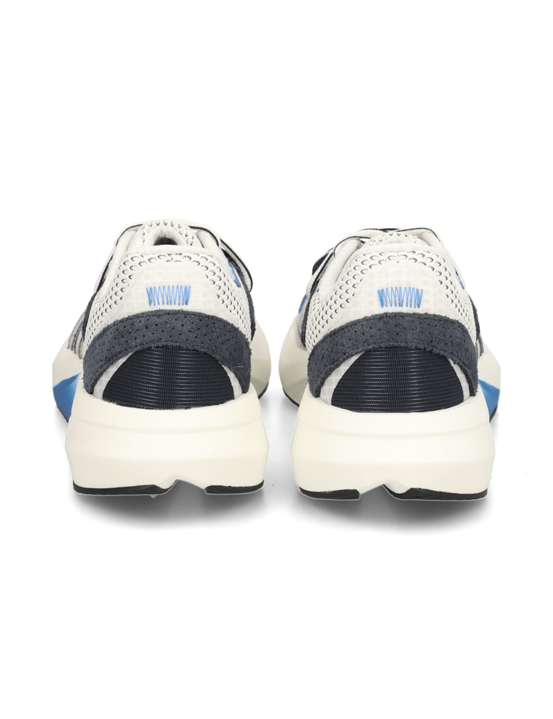 Adidas-LIGHTBLAZE-schwarz