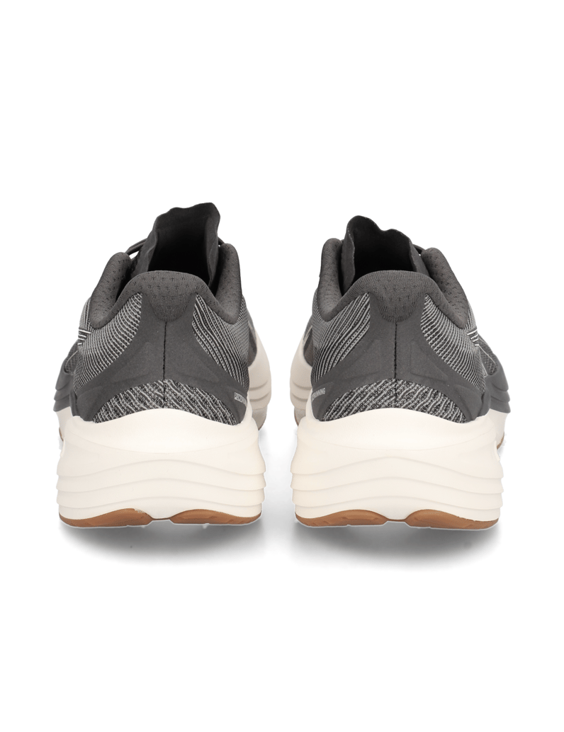 Puma-DARTER-PRO-schwarz