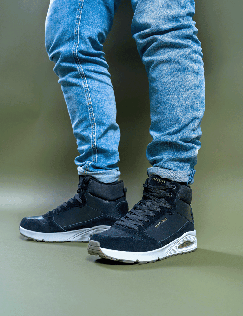 Skechers-UNO-schwarz