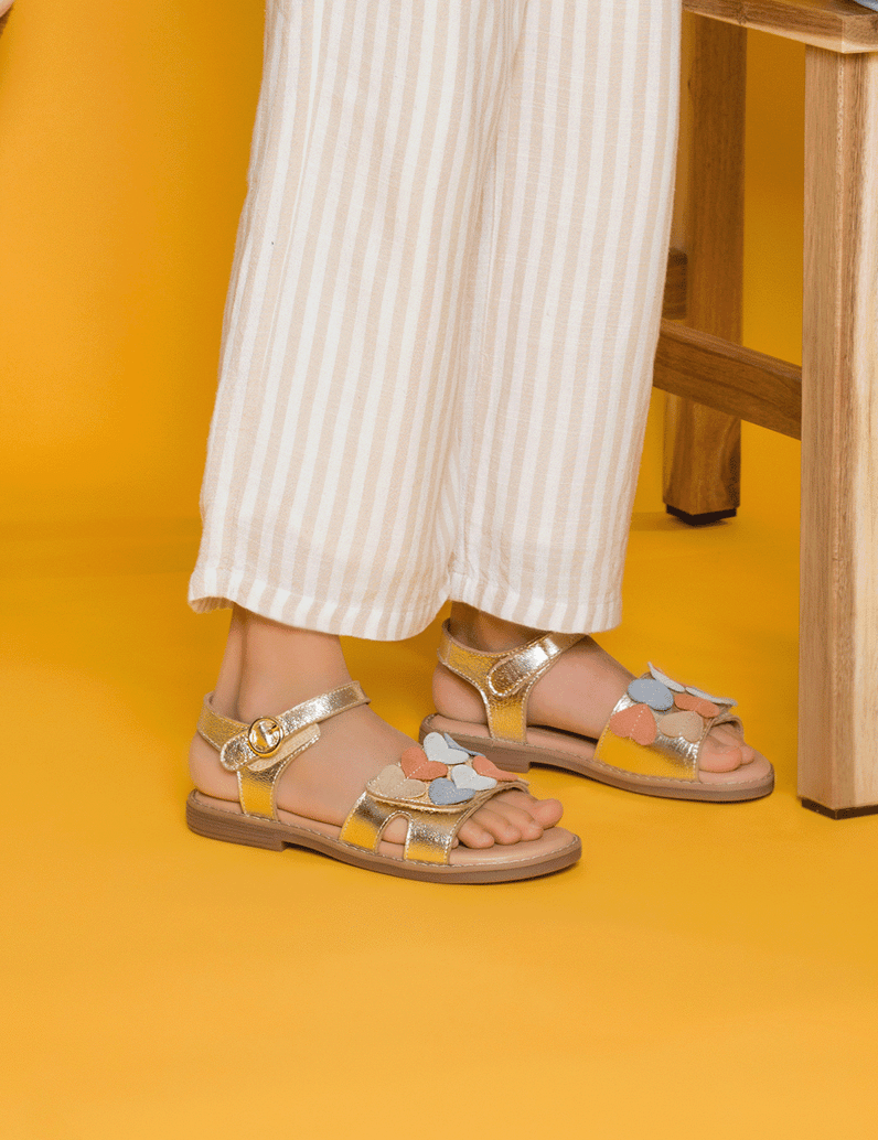 U&ME-Sandale-gold
