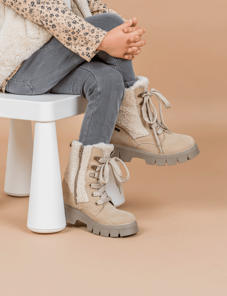 U&ME-Boot-beige