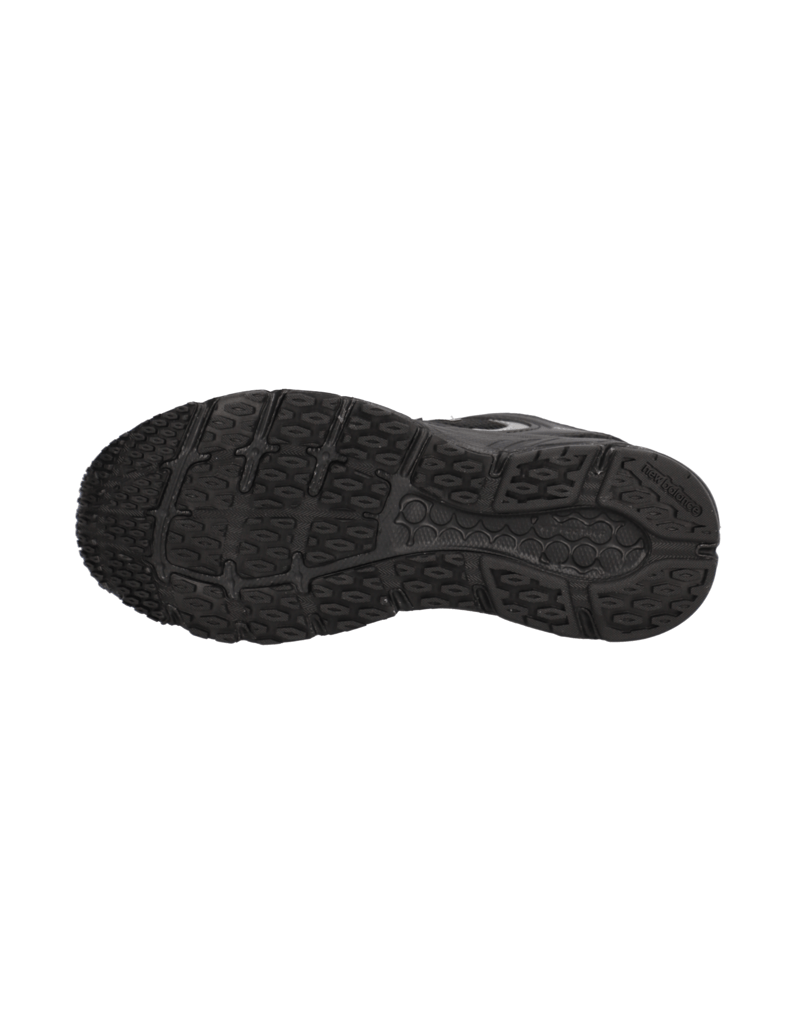 New-Balance-408-schwarz