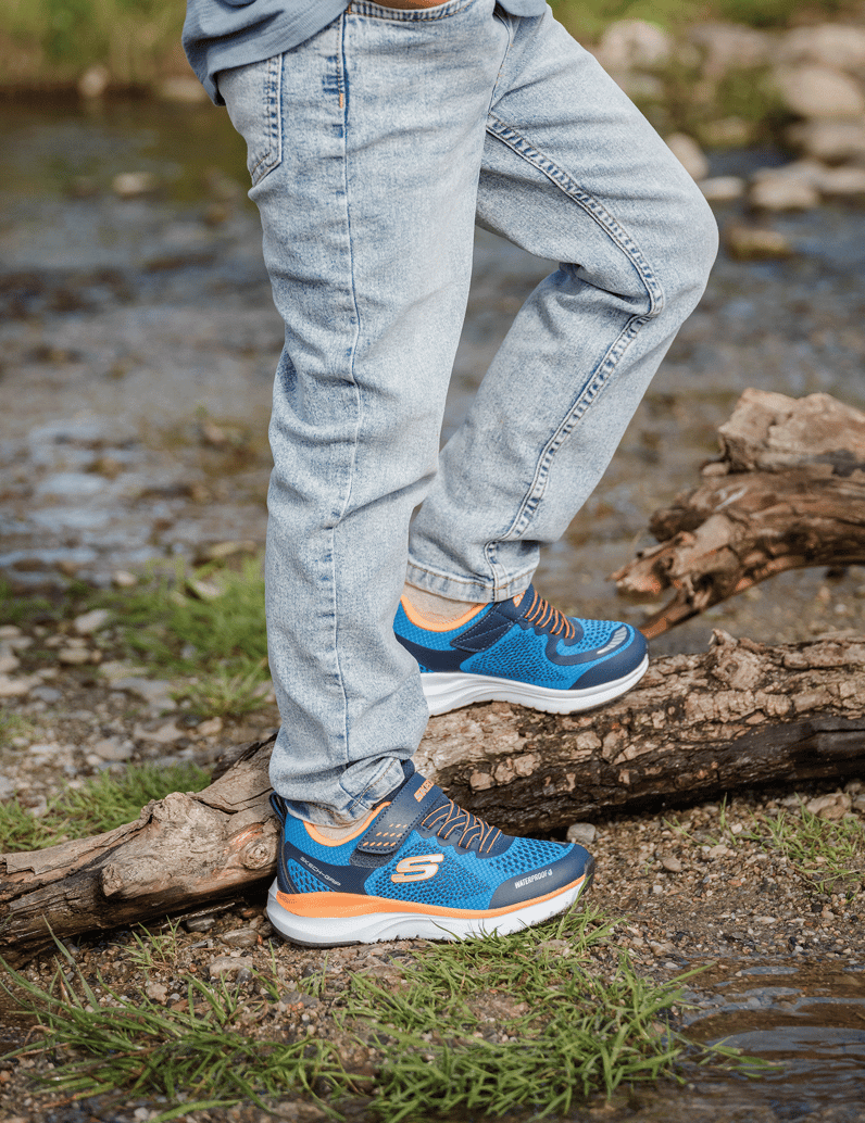 Skechers-ULTRA-GROOVE---AQUASONIK-blau