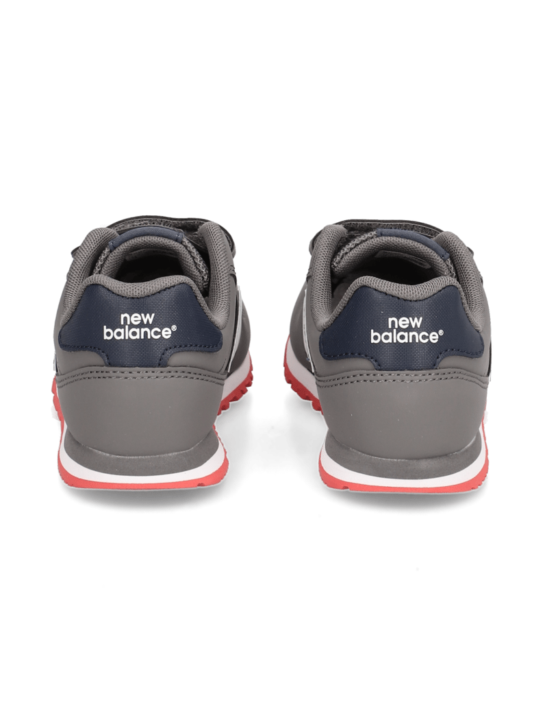 New-Balance-PV500BA1-grau