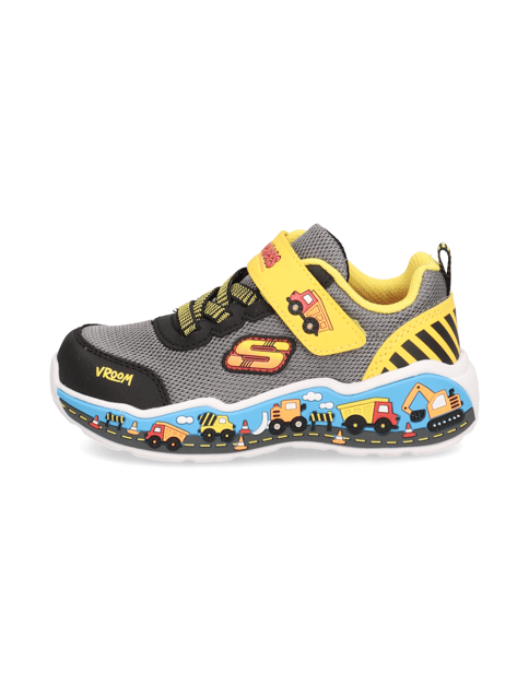 PLAY SCENE