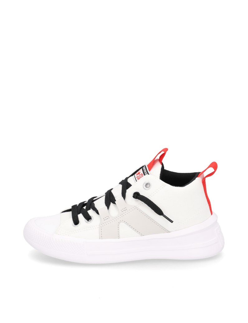 Converse-CHUCK-TAYLOR-ALL-STAR-ULTRA