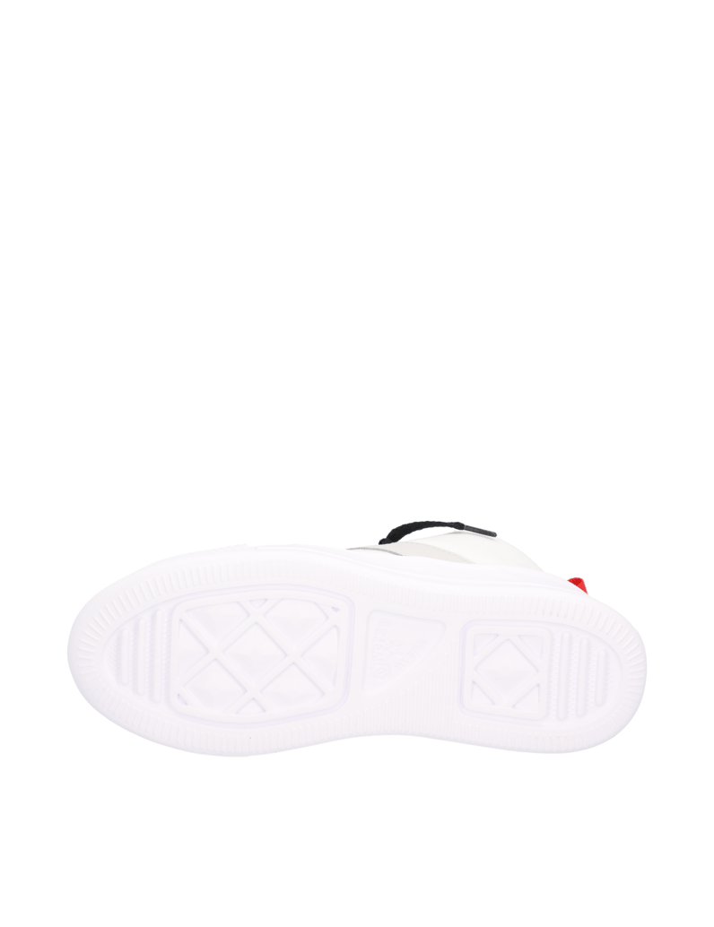 Converse-CHUCK-TAYLOR-ALL-STAR-ULTRA