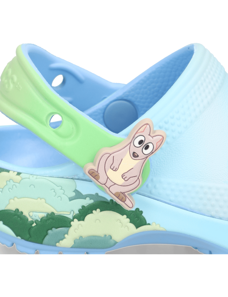 Crocs-BLUEY-blau